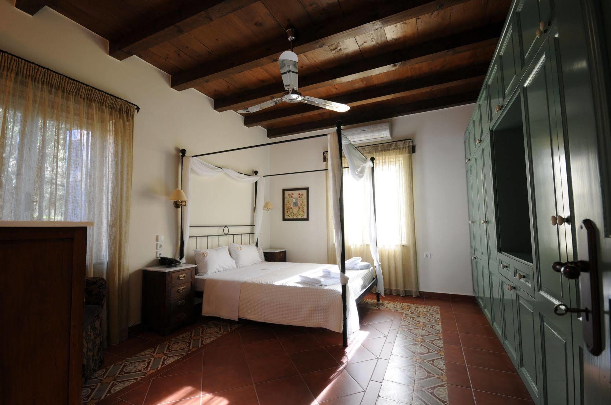 Metohi Georgila Aparthotel Chania  Exterior photo